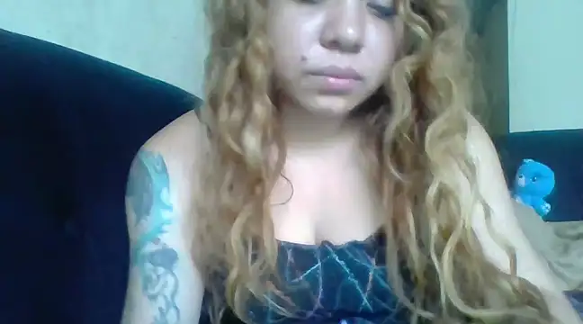 Snapshot of Jennxdolls chatting on 01/25/25, 01:19 Jennxdolls online show from 01/25/25, 01:19