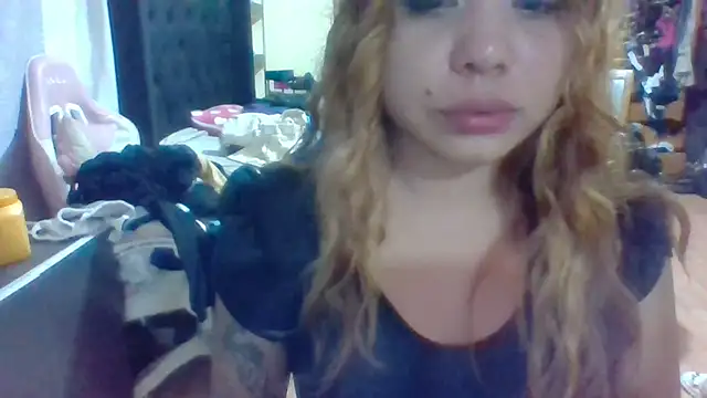 Snapshot of Jennxdolls chatting on 01/31/25, 03:20 Jennxdolls online show from 01/31/25, 03:20