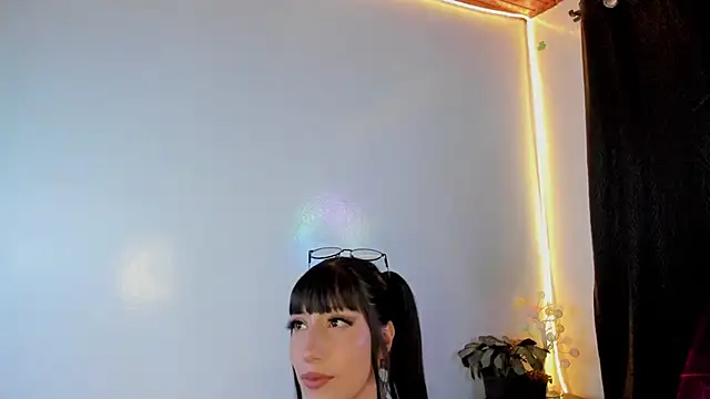 IssaandNeron sex online show from 05/30/26, 04:37