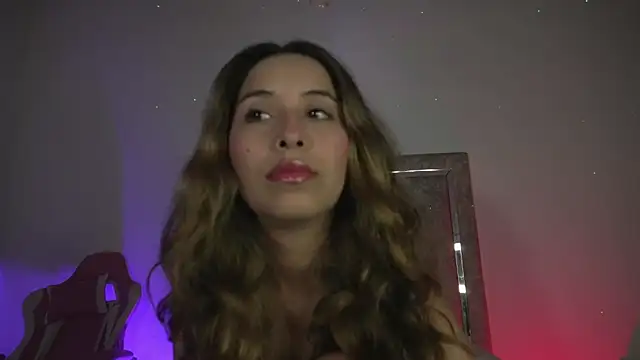 little-Emma online show from 05/25/26, 11:22