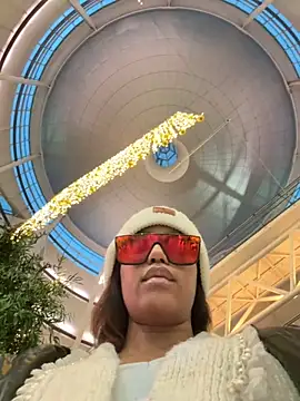 Black Dolll online show from 11/06/25, 02:18