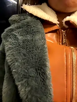 Black Dolll online show from 11/07/25, 10:15