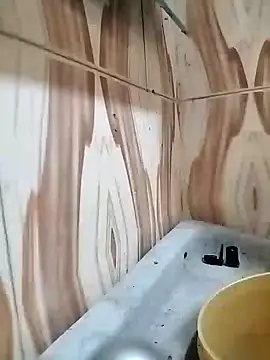 Snapshot of bas1cooks chatting on 12/15/24, 04:40 bas1cooks online show from 12/15/24, 04:40