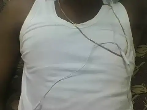 Snapshot of bas1cooks chatting on 12/29/24, 01:38 bas1cooks online show from 12/29/24, 01:38