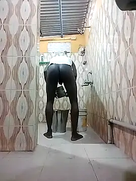 Snapshot of bas1cooks chatting on 02/25/25, 02:58 bas1cooks online show from 02/25/25, 02:58