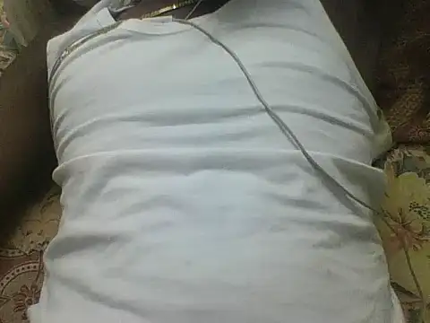 Snapshot of bas1cooks chatting on 10/26/25, 05:08 bas1cooks online show from 10/26/25, 05:08