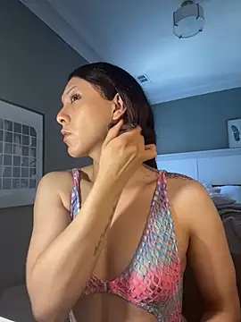 cadenfoxx111 online show from 05/13/26, 05:21