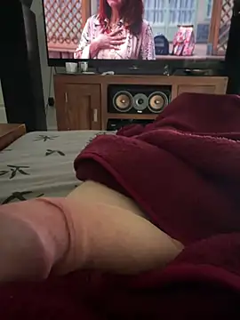 Snapshot of penzler86 chatting on 02/15/26, 12:03 penzler86 online show from 02/15/26, 12:03