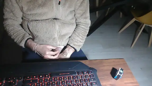 Adri gard online show from 03/26/26, 09:31