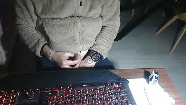 Adri gard online show from 04/07/26, 08:31