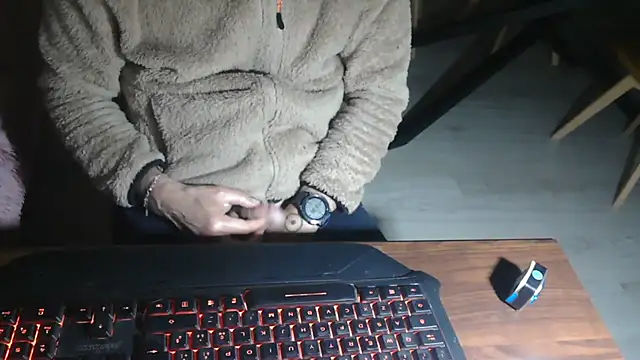 Adri gard online show from 04/12/26, 08:36