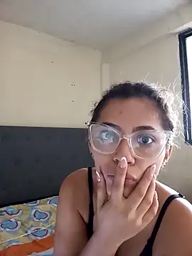 sofia playful online show from 03/22/25, 01:52