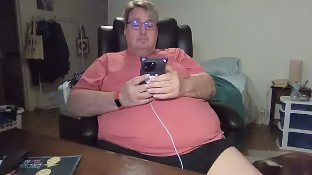 Snapshot of wvalentino chatting on 12/02/24, 04:53 wvalentino online show from 12/02/24, 04:53