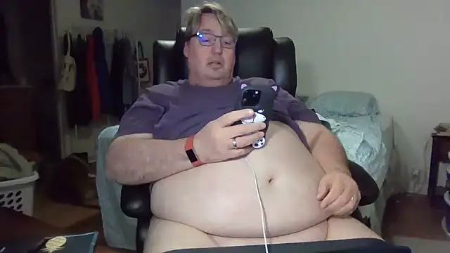 Snapshot of wvalentino chatting on 12/09/24, 05:07 wvalentino online show from 12/09/24, 05:07