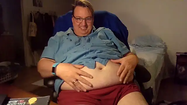 Snapshot of wvalentino chatting on 02/05/25, 12:10 wvalentino online show from 02/05/25, 12:10