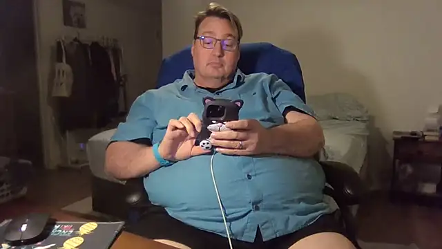 Snapshot of wvalentino chatting on 02/05/25, 04:37 wvalentino online show from 02/05/25, 04:37