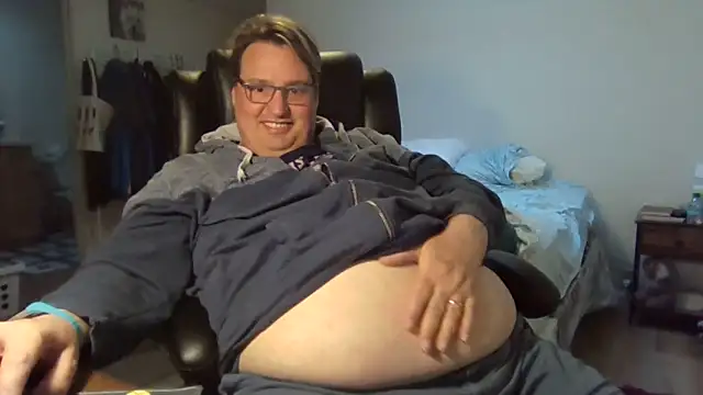 Snapshot of wvalentino chatting on 02/16/25, 12:41 wvalentino online show from 02/16/25, 12:41