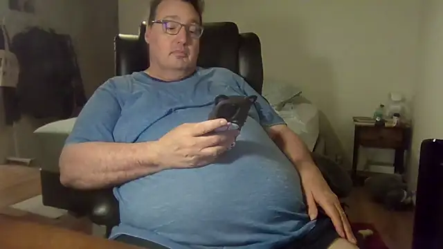 Snapshot of wvalentino chatting on 03/12/25, 03:57 wvalentino online show from 03/12/25, 03:57