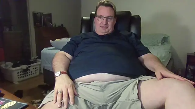 Snapshot of wvalentino chatting on 11/14/25, 05:06 wvalentino online show from 11/14/25, 05:06