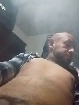 pineda1689 online show from 10/19/25, 07:42