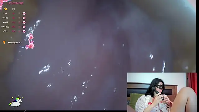 Reinacatchile online show from 09/29/25, 01:44