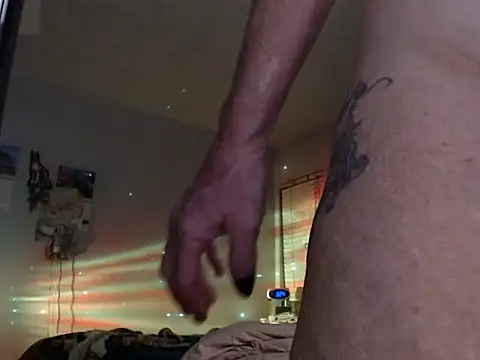 sweetnissapril online show from 12/13/24, 08:20