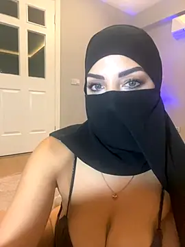 Amberonee31 online show from 10/19/25, 08:31