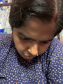 Beauty-queen online show from 02/22/25, 10:40