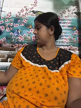 Beauty-queen online show from 03/18/25, 11:08