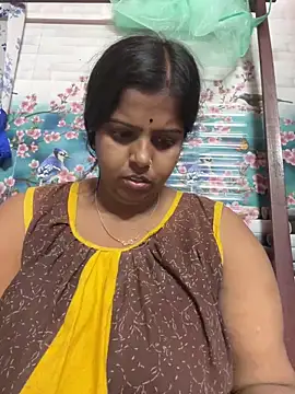 Beauty-queen online show from 03/19/25, 11:28