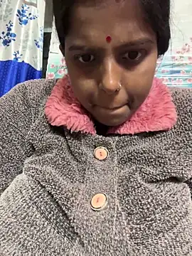 Beauty-queen online show from 02/14/26, 12:57