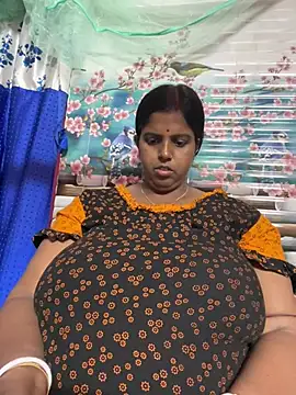 Beauty-queen online show from 03/07/26, 10:56