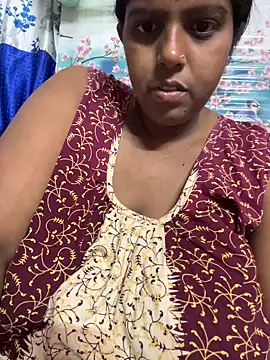 Beauty-queen online show from 03/18/26, 11:35