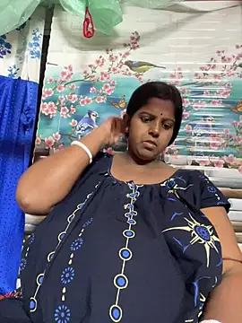 Beauty-queen online show from 04/05/26, 05:43