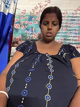 Beauty-queen online show from 04/12/26, 11:04