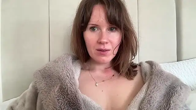 redheadrosie69 online show from 03/17/26, 09:34