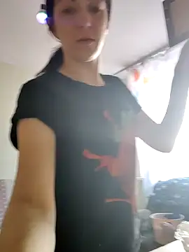 NikaXBerry online show from 12/31/24, 07:10