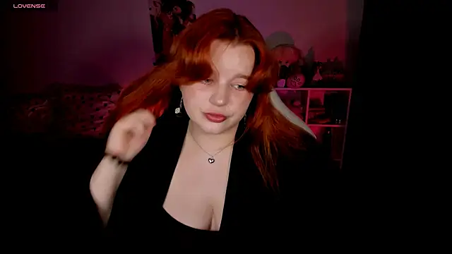 Snapshot of _Lisa_x chatting on 10/01/25, 04:46  Lisa x online show from 10/01/25, 04:46