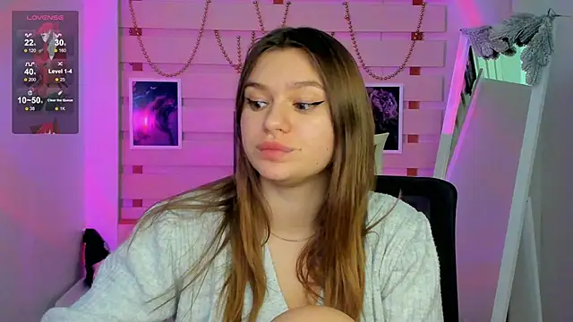 Josephine Kiss online show from 12/09/24, 11:45