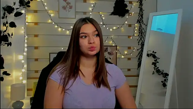 Josephine Kiss online show from 02/24/26, 05:16