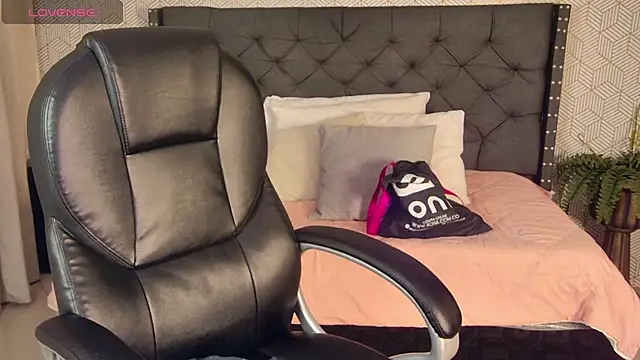 sussy  stone online show from 12/21/24, 06:34