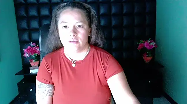 SaraThomso online show from 12/03/24, 09:00