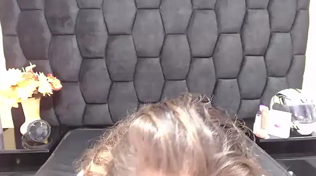 SaraThomso online show from 01/26/25, 03:06