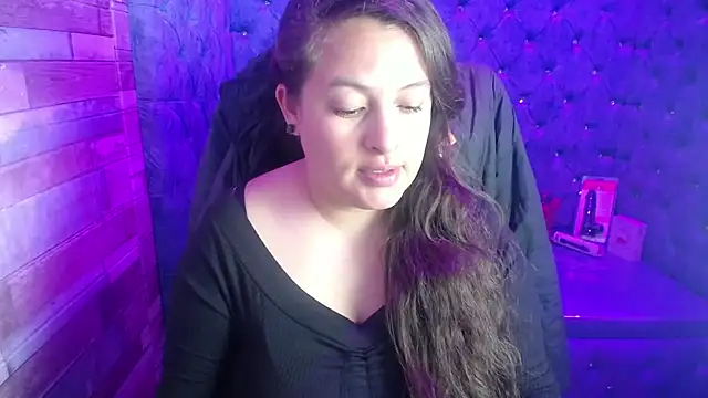 SaraThomso online show from 09/20/25, 03:29