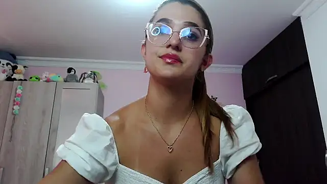 Snapshot of caroline_jonson chatting on 01/09/25, 07:08 caroline jonson online show from 01/09/25, 07:08