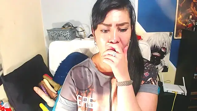 luisahott online show from 12/16/25, 08:25