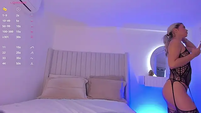 Shelynna azzul online show from 02/26/25, 09:48