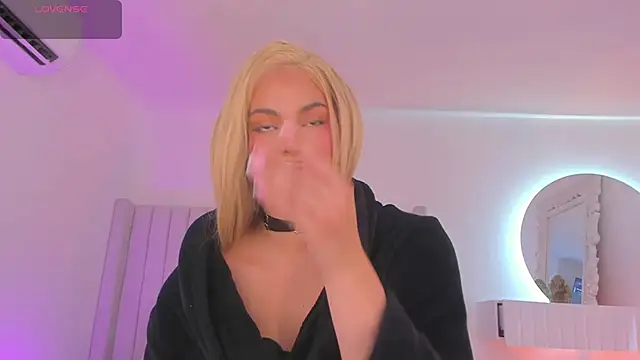 Shelynna azzul online show from 11/27/25, 08:11