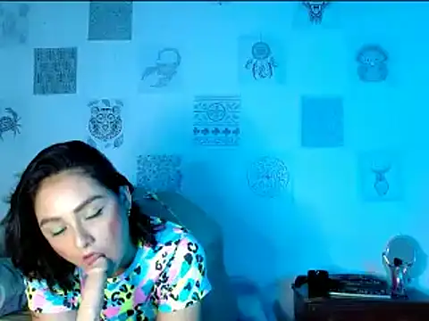 Snapshot of Kaory_32 chatting on 01/10/25, 09:23 Kaory 32 online show from 01/10/25, 09:23