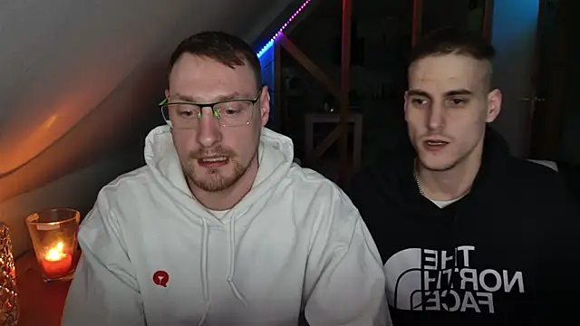 Snapshot of Relsxboy chatting on 02/07/25, 11:45 Relsxboy online show from 02/07/25, 11:45